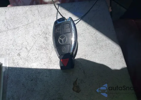 2014 Mercedes-Benz Slk 250 из США, поврежденный, VIN WDDPK4HA7EF092618